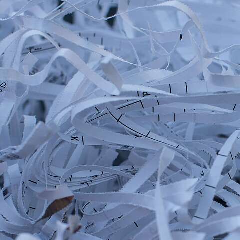 viele Papierstreifen