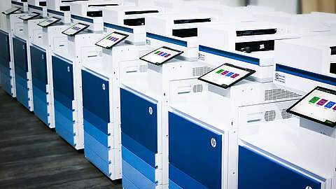 Drucker der Marke HP im MODOX-Lager